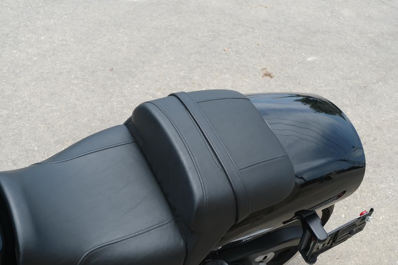 2013 HARLEY VROD MUSCLE BLACK Image 15