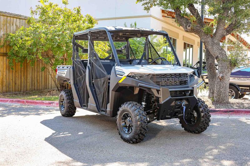 NEW 2026 POLARIS RANGER CREW 1000 PREMIUM Image 1