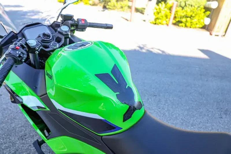 NEW 2026 KAWASAKI NINJA 500 SE ABS Image 2