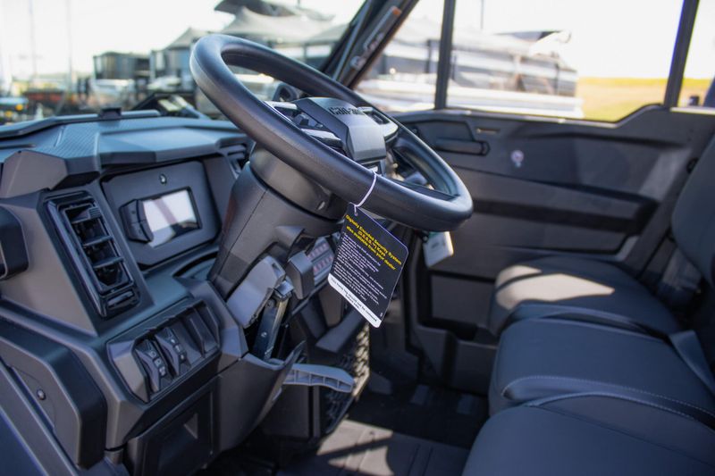 NEW 2026 CAN-AM DEFENDER MAX LIMITED CAB HD11 Image 44