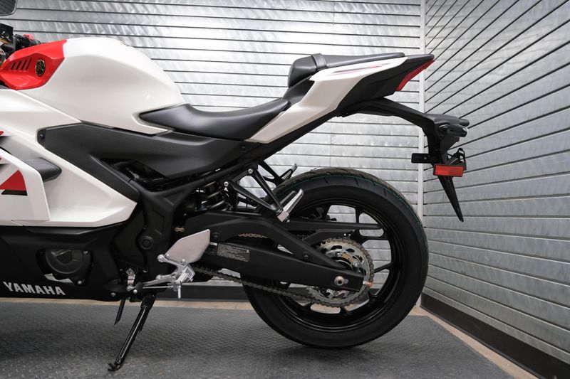 NEW 2026 YAMAHA YZF-R3 ABS 70TH ANNIVERSARY EDITION Image 17