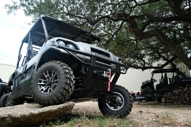 New 2026 Kawasaki MULE PROFXT 1000 LE RANCH EDITION METALLIC PHANTOM SILVER Image 2
