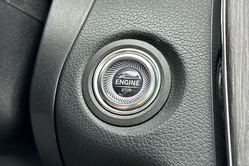 2021 Mercedes-Benz C-Class C 300Image 25