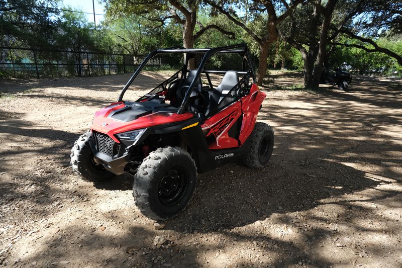 2025 Polaris RZR 200 EFI INDY REDImage 6