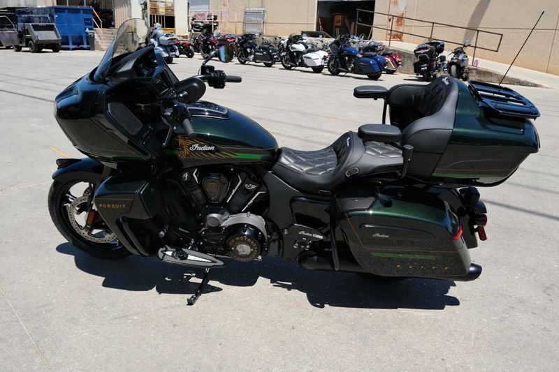 NEW 2025 INDIAN MOTORCYCLE PURSUIT ELITE Image 6