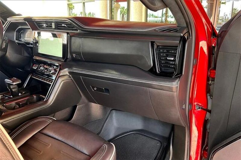 2022 GMC Sierra 1500 AT4XImage 16
