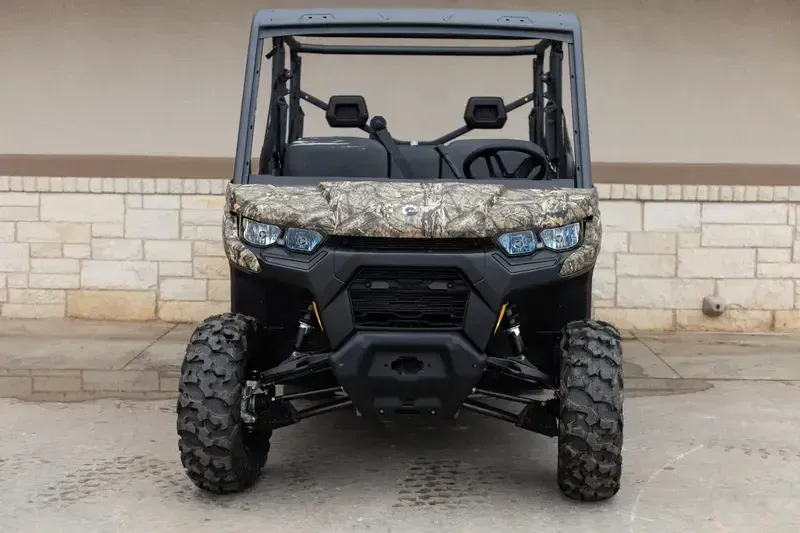 2025 Can-Am DEFENDER MAX DPS HD9 WILDLAND CAMOImage 5