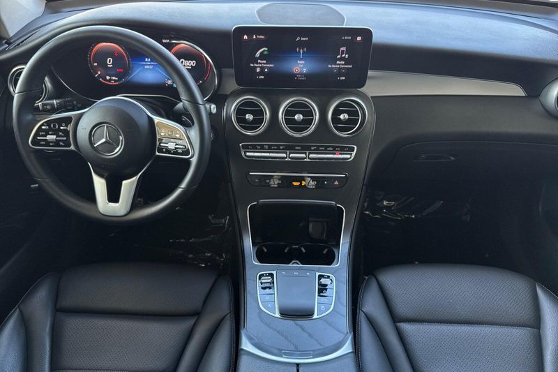 Used 2022 Mercedes-Benz GLC 300Image 15