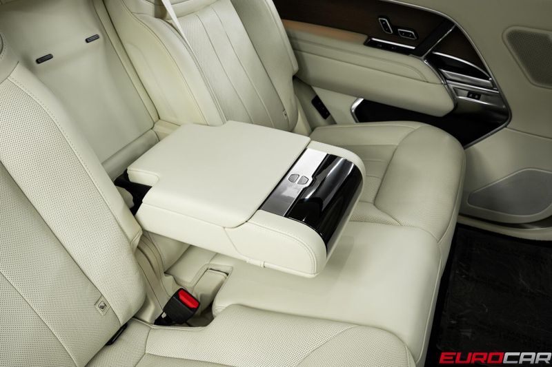 Used 2023 Land Rover Range Rover SE LWB *7-SEATER * PANORAMIC ROOF*Image 38
