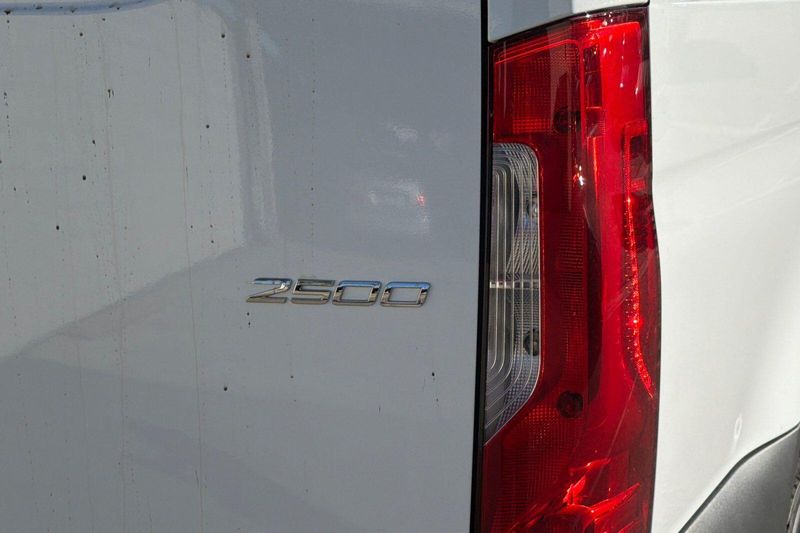 New 2026 Mercedes-Benz Sprinter 2500 Cargo 170 WBImage 19