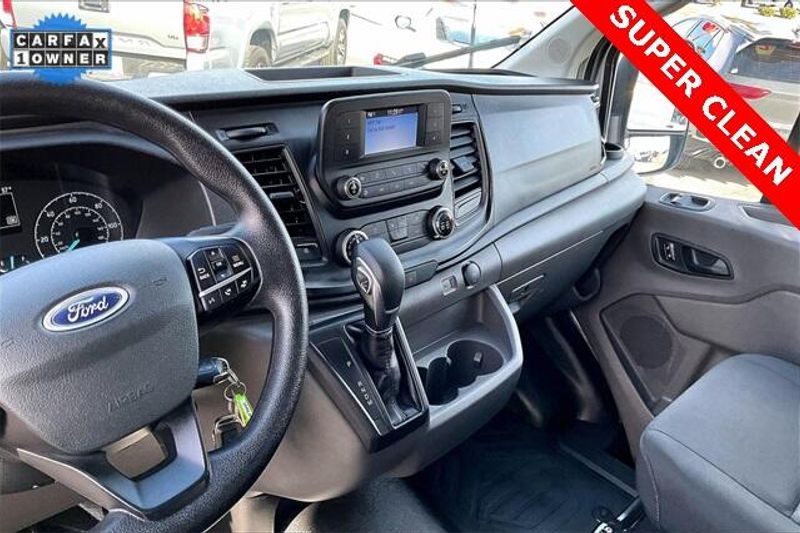 Used 2024 Ford Transit-250 Cargo Van BaseImage 4