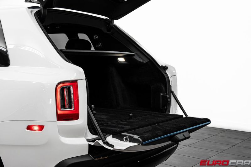 Used 2024 Rolls-Royce Cullinan Black Badge *BESPOKE INTERIOR*Image 18