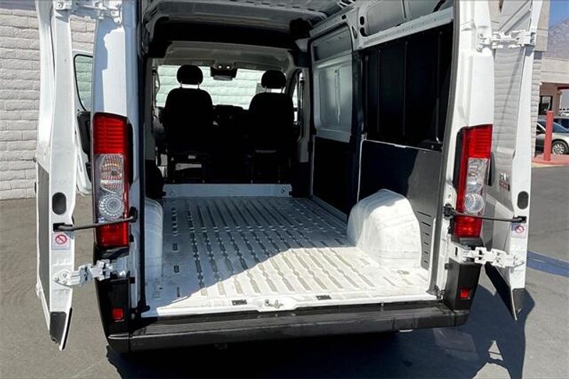2022 RAM ProMaster 1500 BaseImage 32