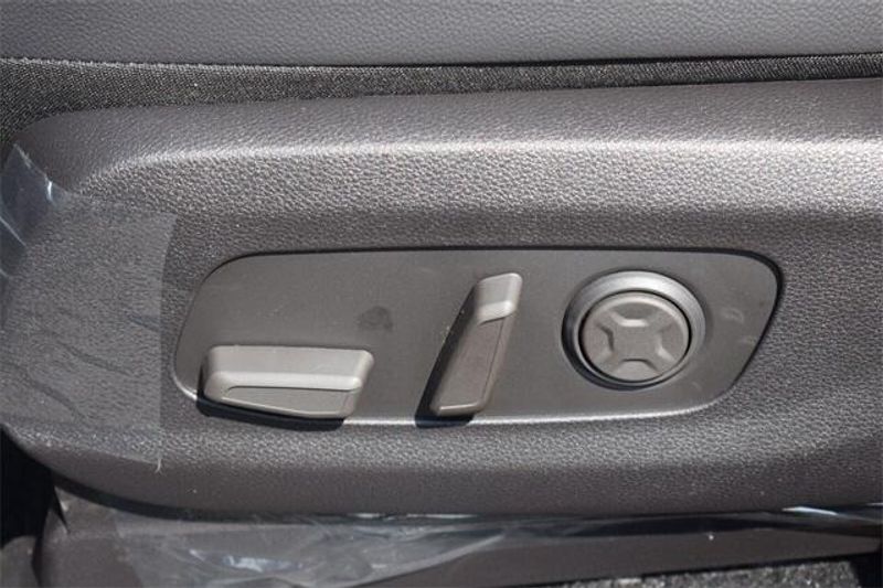 New 2026 Kia Carnival Hybrid SX PrestigeImage 28