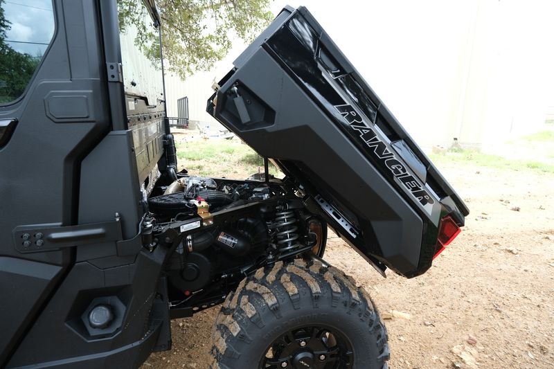 2025 Polaris RANGER CREW XP 1000 NORTHSTAR EDITION ULTIMATE ONYX BLACKImage 24