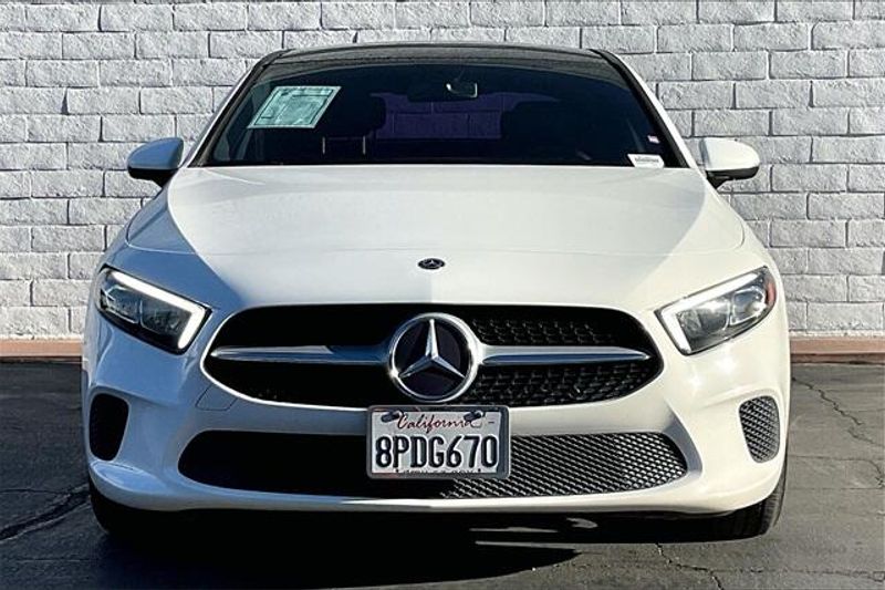 2019 Mercedes-Benz A 220 220Image 2