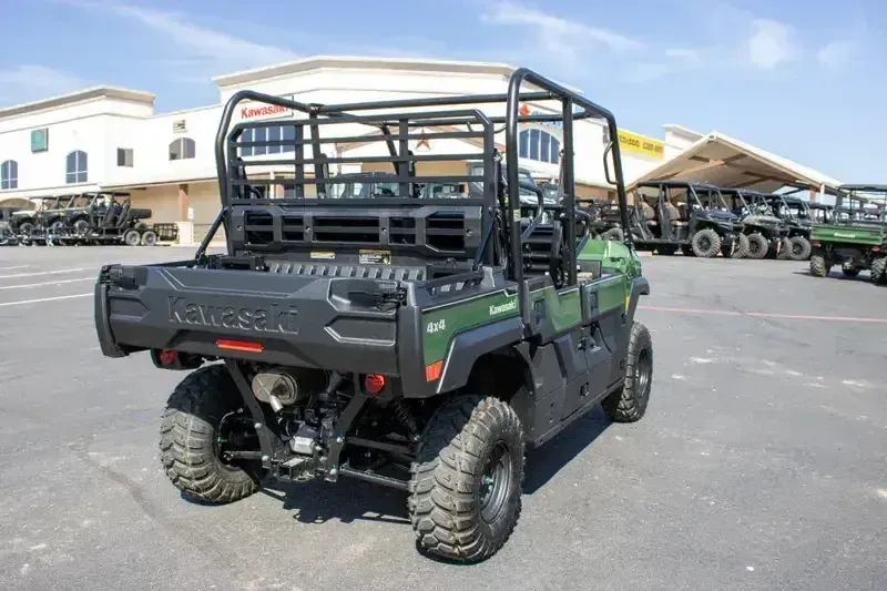 NEW 2026 KAWASAKI MULE PRO-FXT 820 EPS Image 3