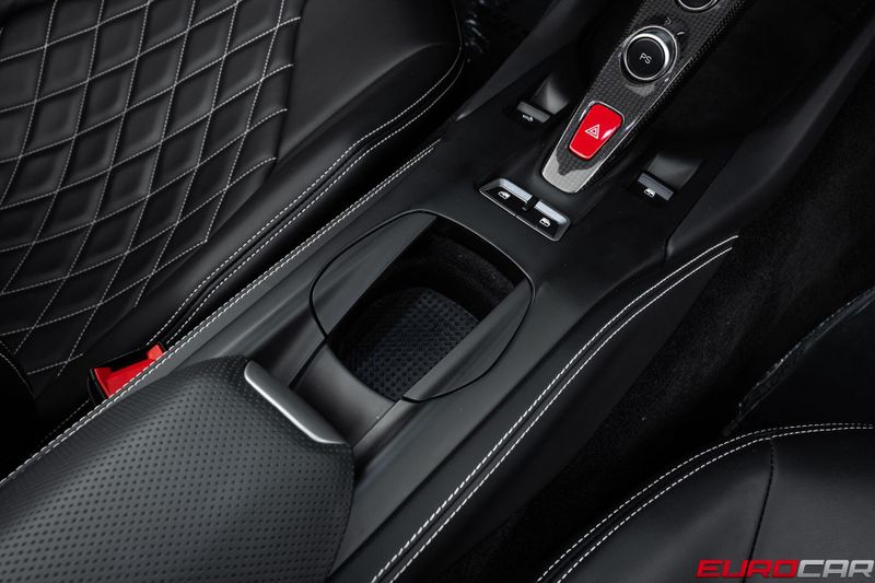 2022 Ferrari 812 GTS *CARBON STEERING WHEEL * FRONT LIFT*Image 37