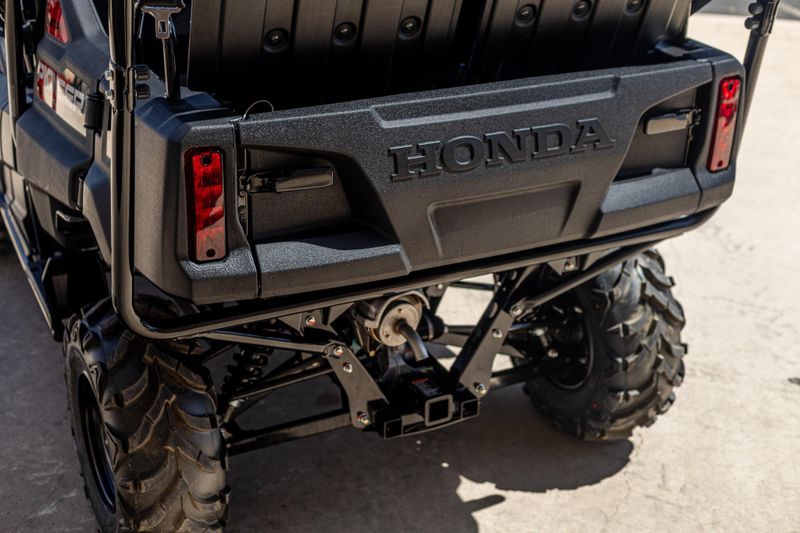 2025 Honda PIONEER 1000 DELUXE Image 6