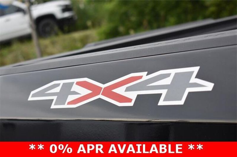 New 2025 Chevrolet Silverado 1500 CustomImage 17