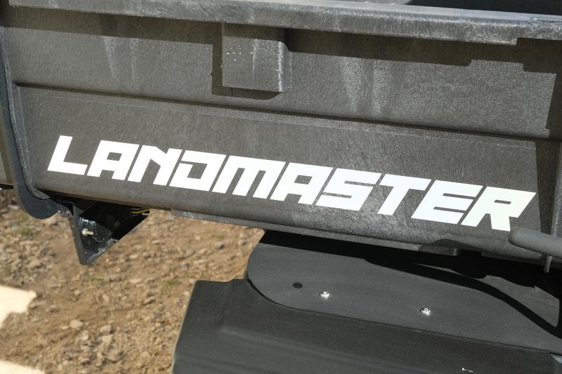 NEW 2025 LANDMASTER AMP STANDARD CAB CLASSIC EDITION Image 16