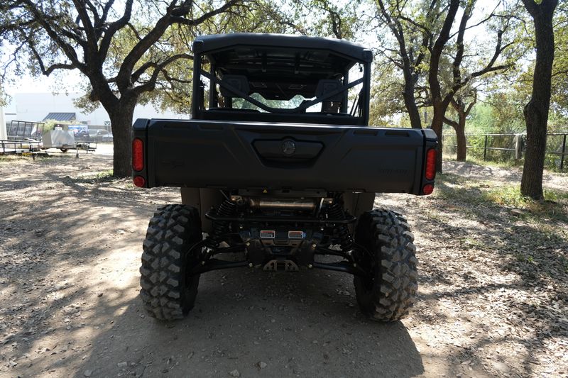 2025 Can-Am DEFENDER MAX LONE STAR HD10 STEALTH BLACKImage 18