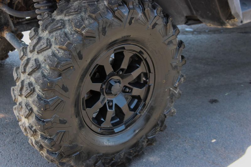 2023 Can-Am DEFENDER MAX HD10 LIMITED GRAY Image 4