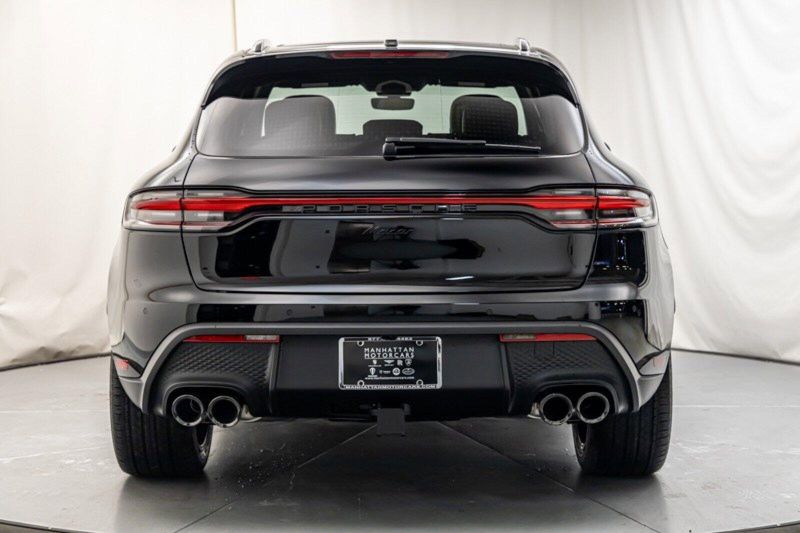 2024 Porsche Macan Image 4