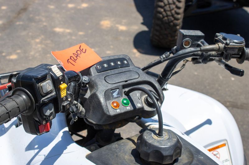 USED 2018 HONDA FOURTRAX RECON ES Image 9