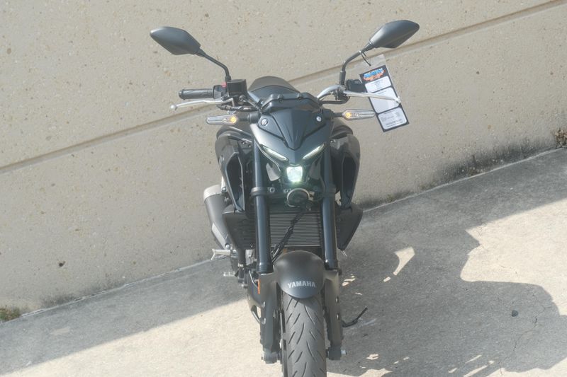 2023 Yamaha MT03 BLACK Image 12