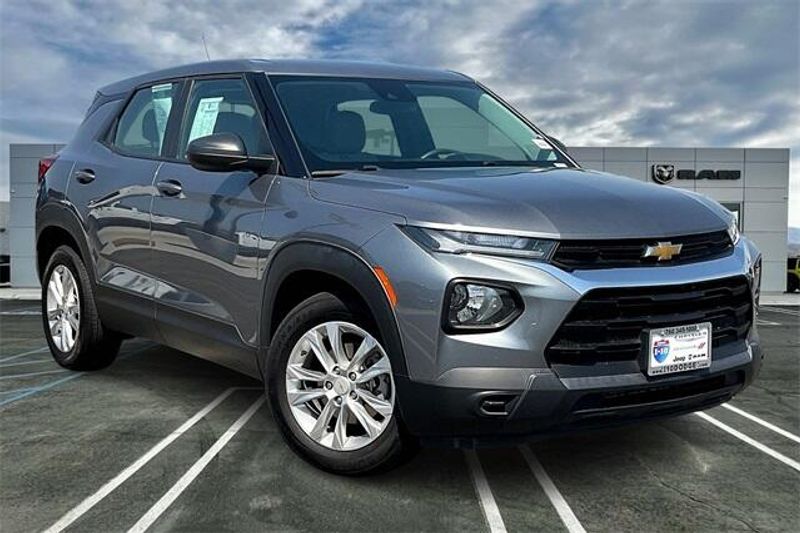 Used 2021 Chevrolet Trailblazer LSImage 12