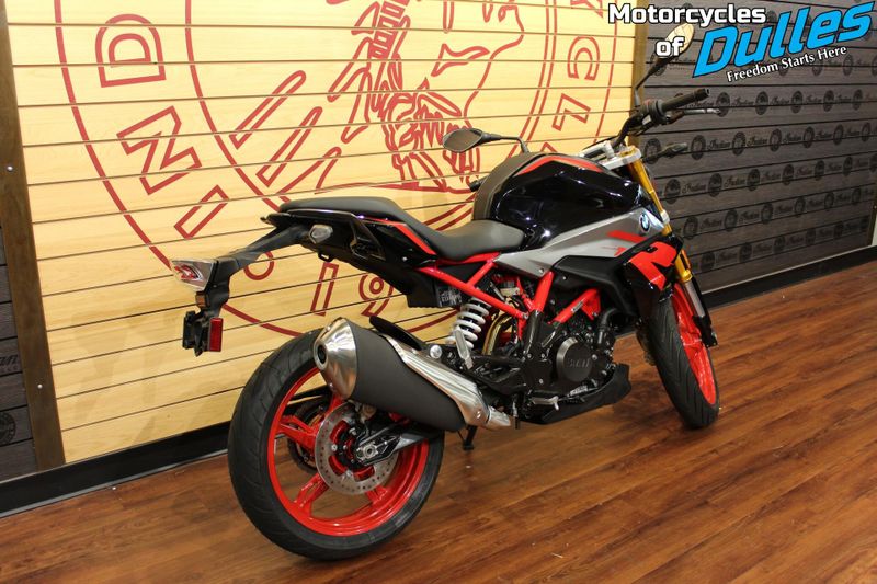 New 2025 BMW G 310 R Image 8