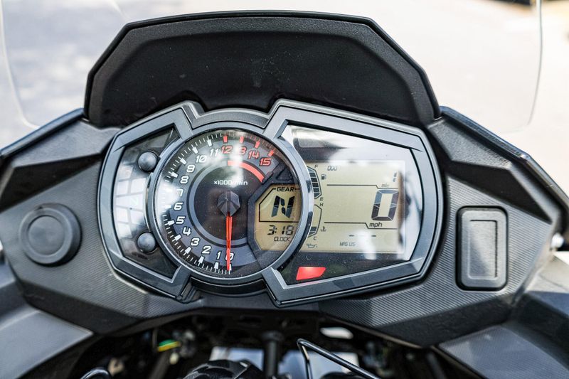 2025 Kawasaki VERSYSX 300  CANDY LIME GREEN AND METALLIC FLAT SPARK BLACK Image 26