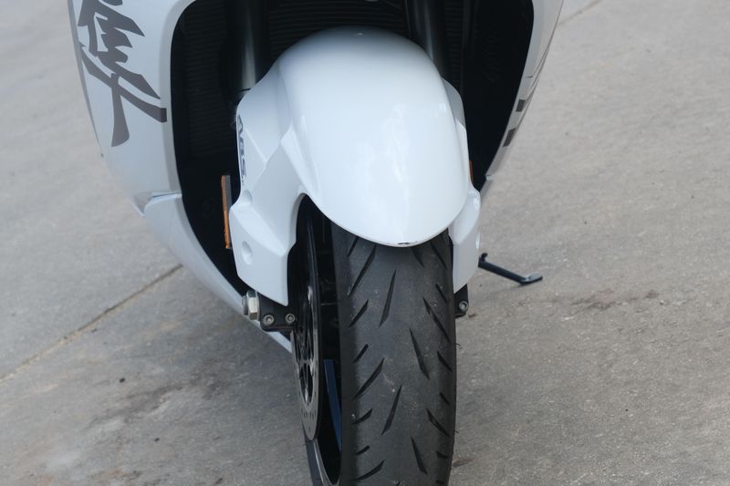 2023 Suzuki HAYABUSA WHITE Image 19