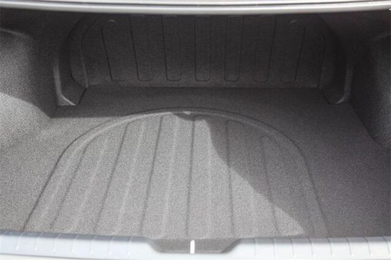 New 2025 Kia K4 LXImage 24