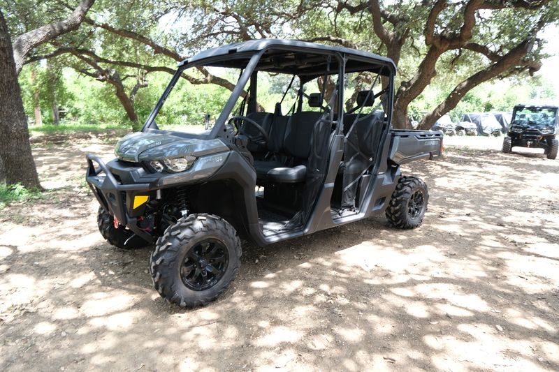 2024 Can-Am DEFENDER MAX XT HD10 STONE GRAYImage 1