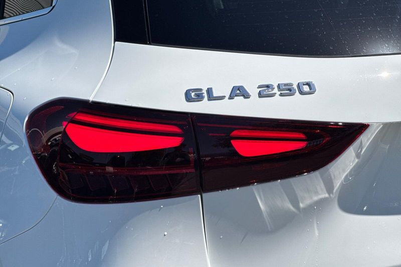 New 2026 Mercedes-Benz GLA-Class GLAGLA 250Image 23