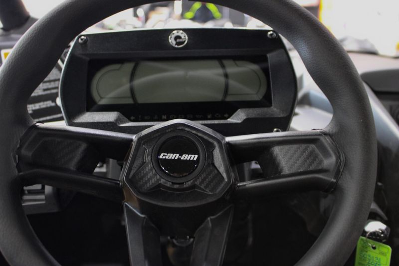 2025 Can-Am MAVERICK X3 MAX X RS TURBO RR TRIPLE BLACK Image 37