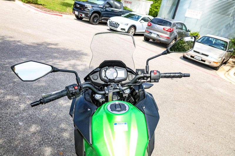2025 Kawasaki VERSYSX 300  CANDY LIME GREEN AND METALLIC FLAT SPARK BLACK Image 27