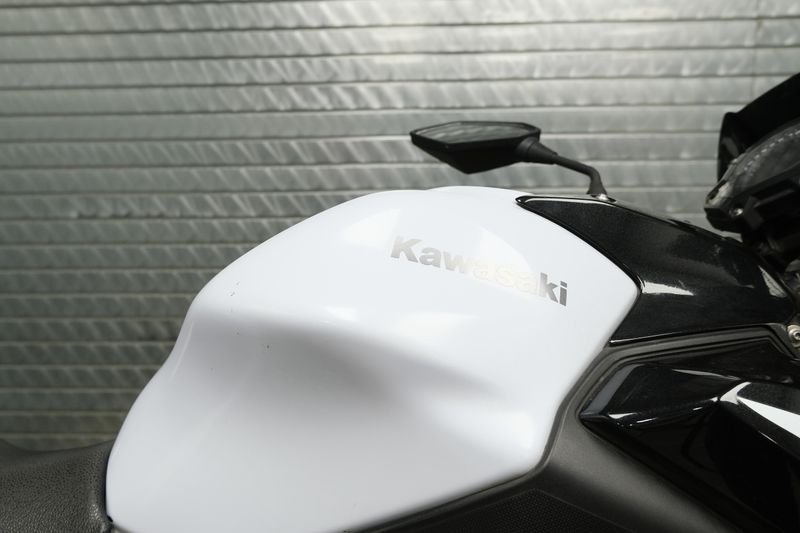 USED 2017 KAWASAKI Z650 ABS Image 16