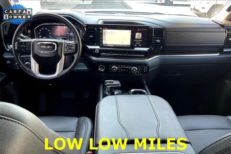 Used 2023 GMC Sierra 1500 SLTImage 15