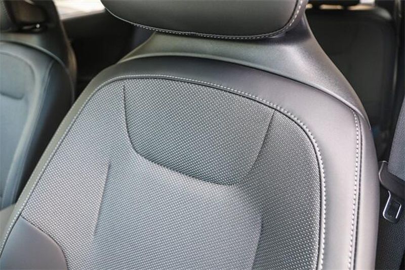 2025 Kia EV6 LightImage 25