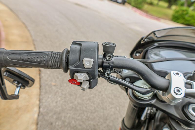 USED 2018 TRIUMPH STREET TRIPLE R Image 12