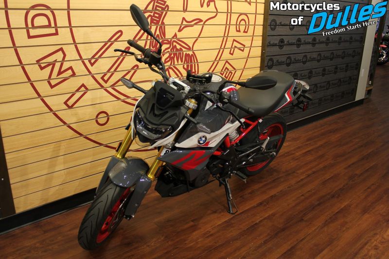 Used 2022 BMW G 310 R Image 4
