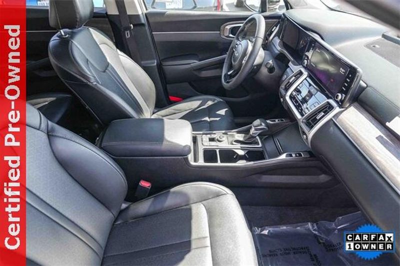 Used 2022 Kia Sorento EXImage 17