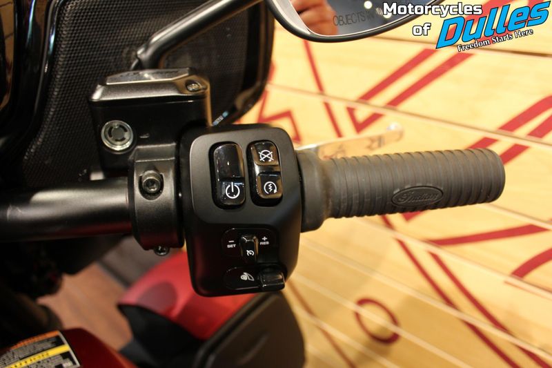 2025 Indian Motorcycle Roadmaster PowerPlus Dark Horse Image 11