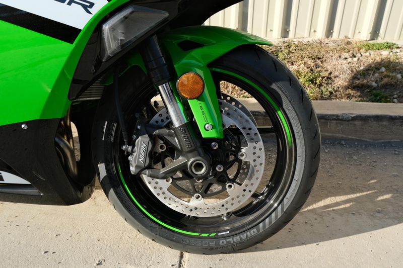 NEW 2025 KAWASAKI NINJA ZX6R KRT EDITION ABS Image 20