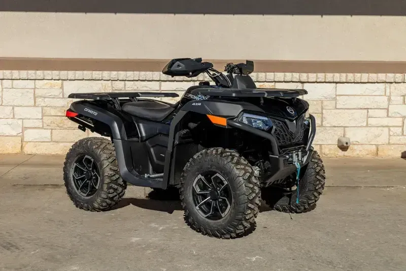 2025 CFMOTO CFORCE 600 NEBULA BLACK Image 1