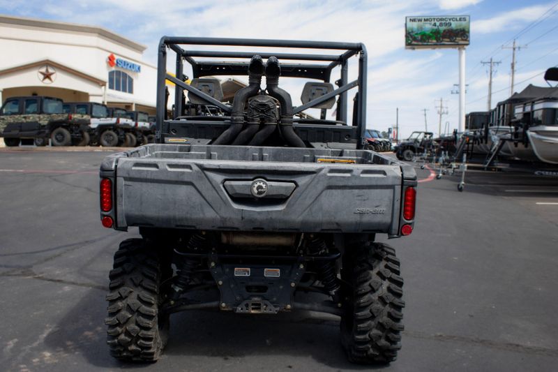 USED 2023 CAN-AM DEFENDER MAX XMR HD10 Image 4