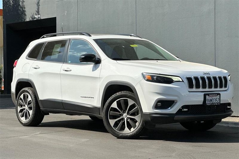 2022 Jeep Cherokee Limited photo 2